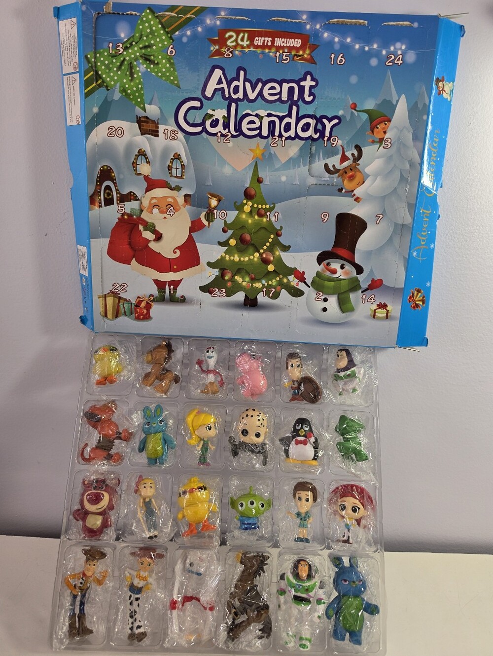 #2658, disney toy story christmas advent calendar with 24 mini figures brand new